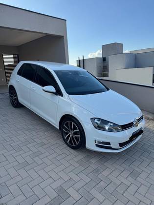 VOLKSWAGEN GOLF 1.4 TSI HIGHLINE 16V GASOLINA 4P AUTOMÁTICO VOLKSWAGEN GOLF 1.4 TSI HIGHLINE 16V GASOLINA 4P AUTOMÁTICO